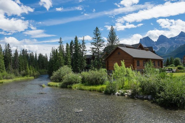 Quels conseils pour organiser des vacances en maison de campagne en Normandie avec des cours de peinture ?